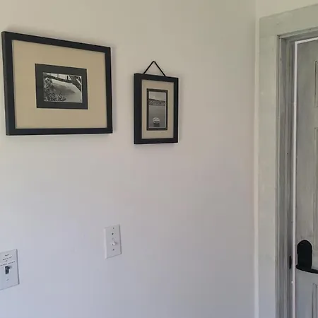 Malki's House In Livadi Kondoyenádha