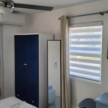 Malki's House In Livadi Kondoyenádha