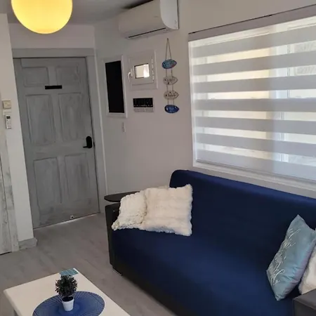 Malki's House In Livadi Apartamento *