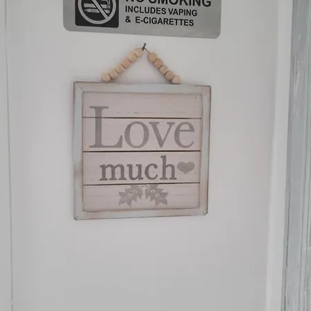 Malki's House In Livadi