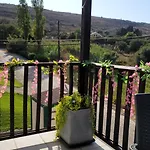 Malki's House In Livadi Kondoyenádha