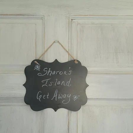 Sharon'S Island Get Away In Livadi Apartamento *