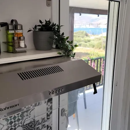 Apartament Malki's House In Livadi