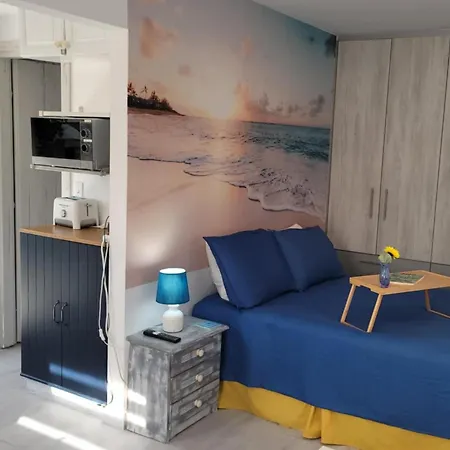 Malki's House In Livadi Apartament