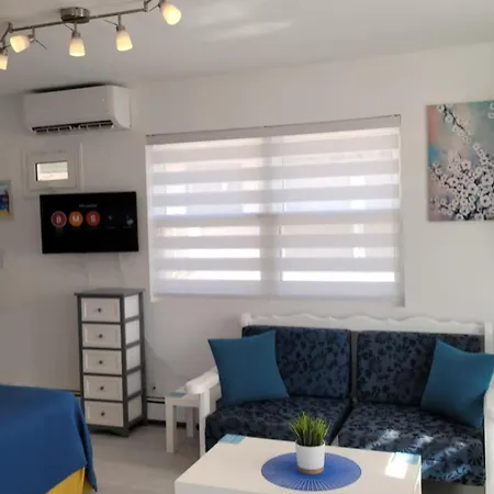 Apartament Malki's House In Livadi *