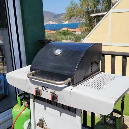 Malki's House In Livadi * Kondoyenádha