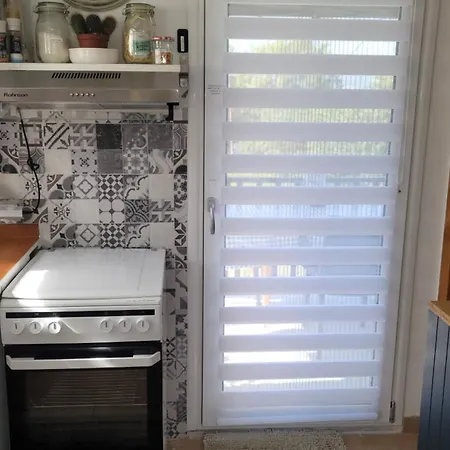 Apartment Malki's House In Livadi Kondoyenadha